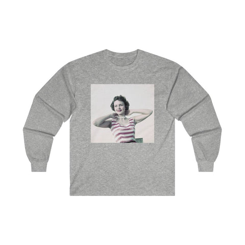Young Betty White Shirt - Long Sleeve Tee
